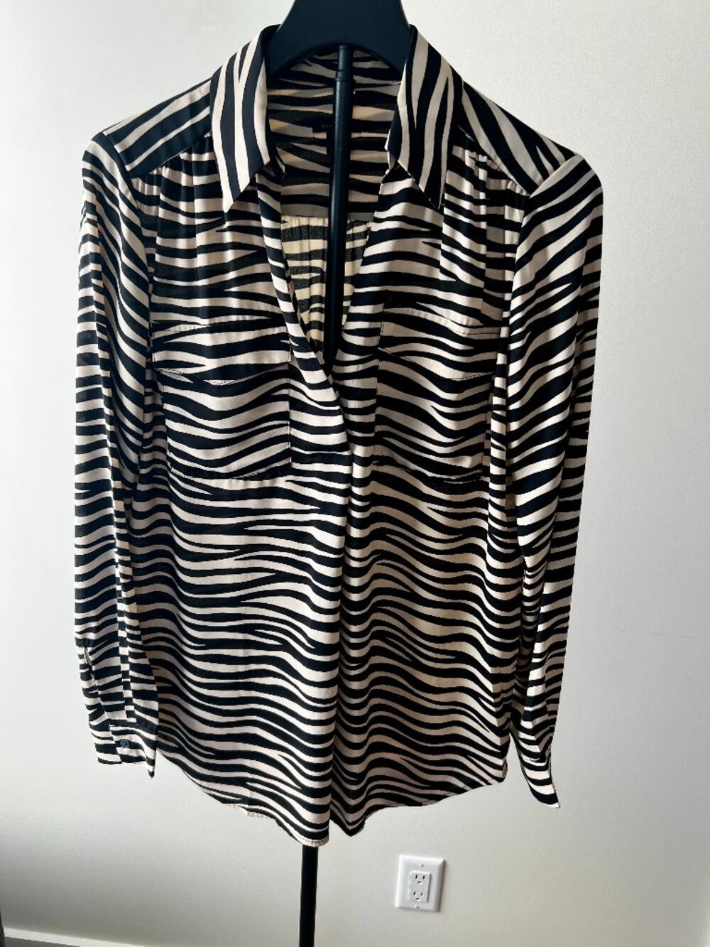 Ann Taylor Zebra Print Blouse – Black & Tan - Long Sleeve – Small